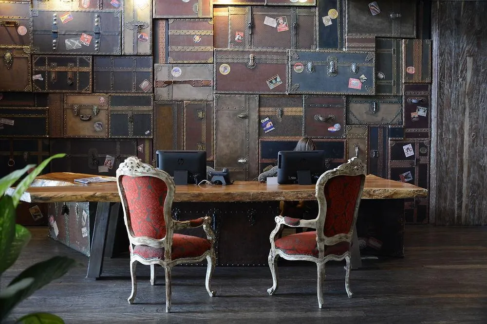 The Charlee Hotel Medellin