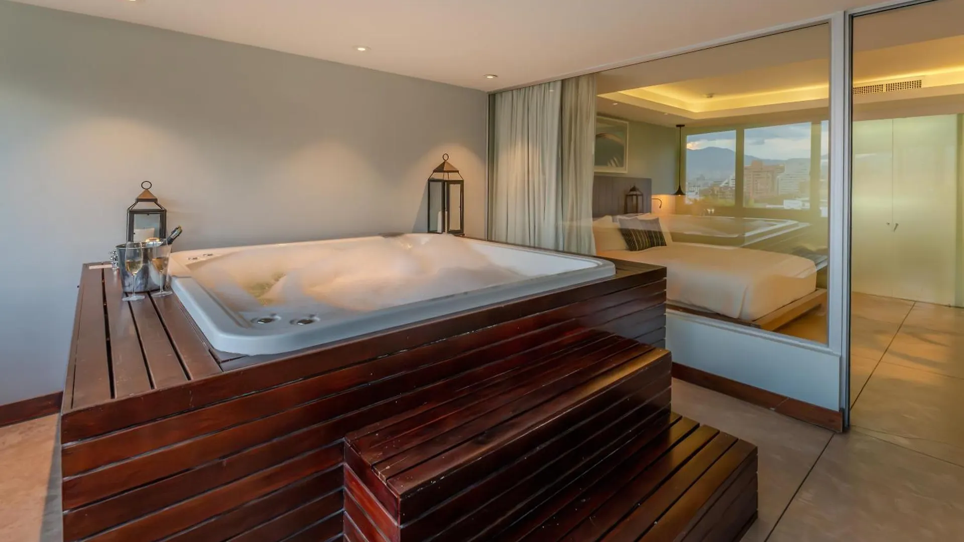 The Charlee Hotel Medellín