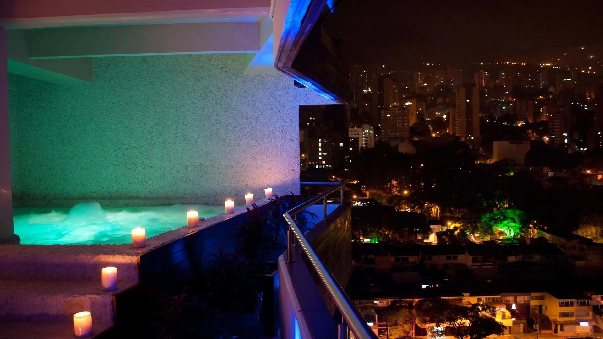 The Charlee Hotel Medellín